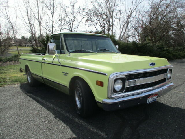 Chevrolet C-10 1970 image number 2