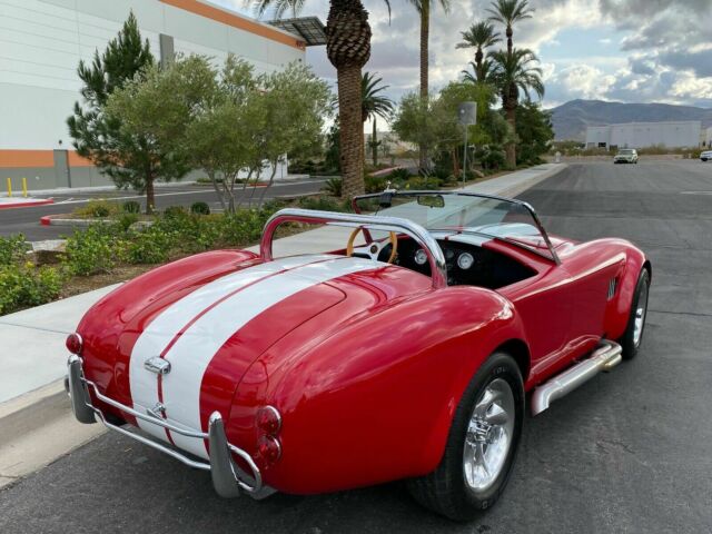 Shelby Cobra 1965 image number 29