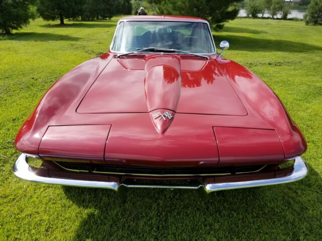 Chevrolet Corvette 1965 image number 12