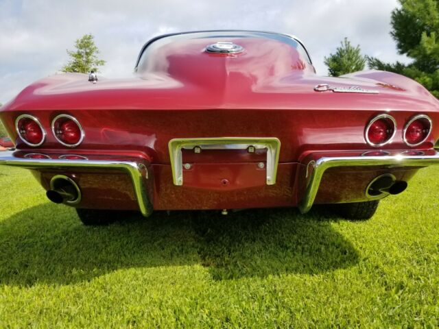 Chevrolet Corvette 1965 image number 32