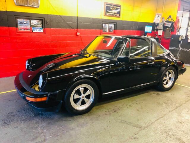 Porsche 911 1978 image number 1