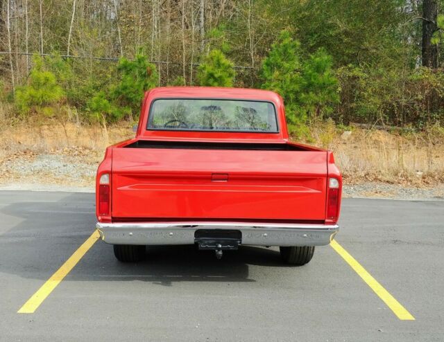 Chevrolet C-10 1970 image number 16