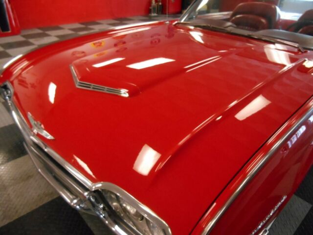 Ford Thunderbird 1961 image number 46