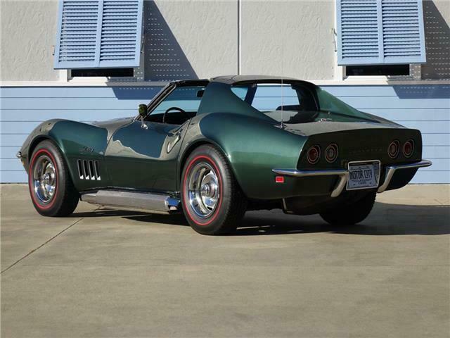 Chevrolet Corvette 1969 image number 31