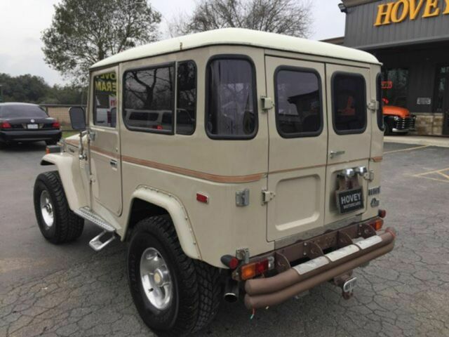 Toyota Land Cruiser 1979 image number 18