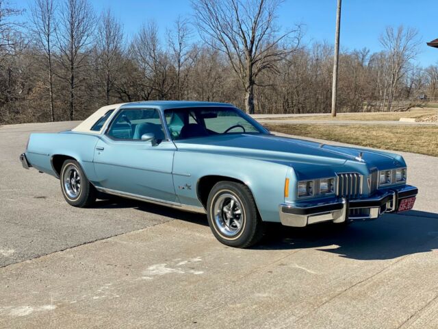 Pontiac Grand Prix 1977 image number 30