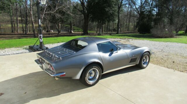 Chevrolet Corvette 1972 image number 1