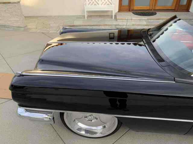 Cadillac DeVille Convertible 1964 image number 15