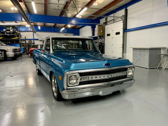 Chevrolet C-10 1970 image number 18