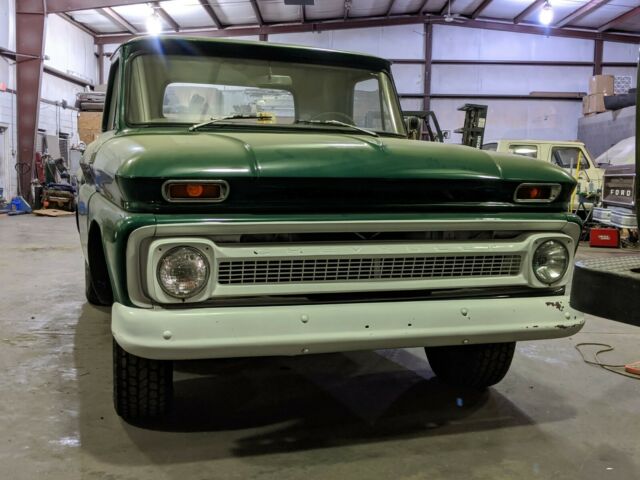 Chevrolet C-10 1965 image number 17