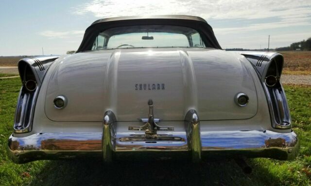 Buick Skylark 1954 image number 29