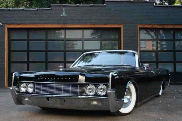 Lincoln Continental 1967 image number 1