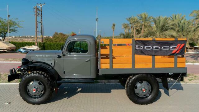 Dodge Power Wagon 1946 image number 36