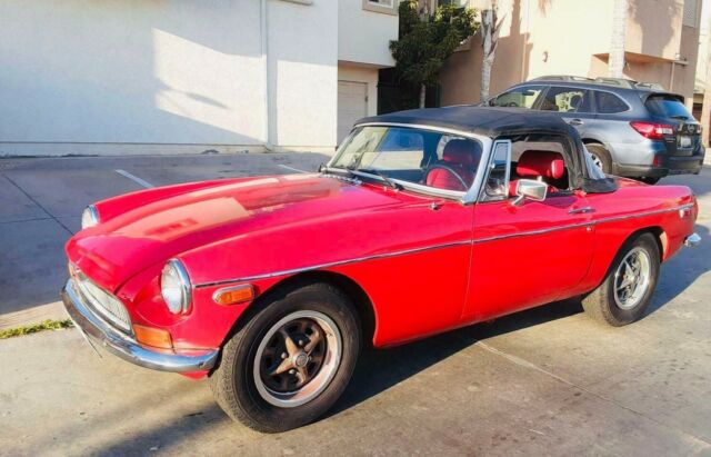 MG MGB 1977 image number 0