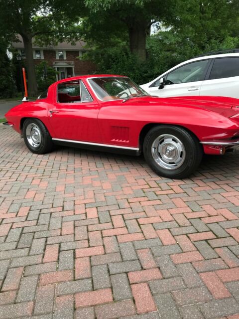 Chevrolet Corvette 1967 image number 10