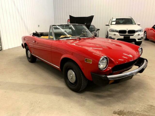 Fiat 124 Spider 1977 image number 10