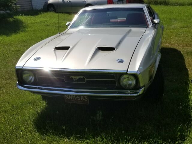 Ford Mustang Cobra Jet 1971 image number 2