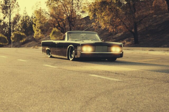 Lincoln Continental 1965 image number 29