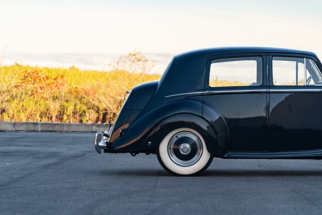 Bentley Mark VI Saloon 1951 image number 25