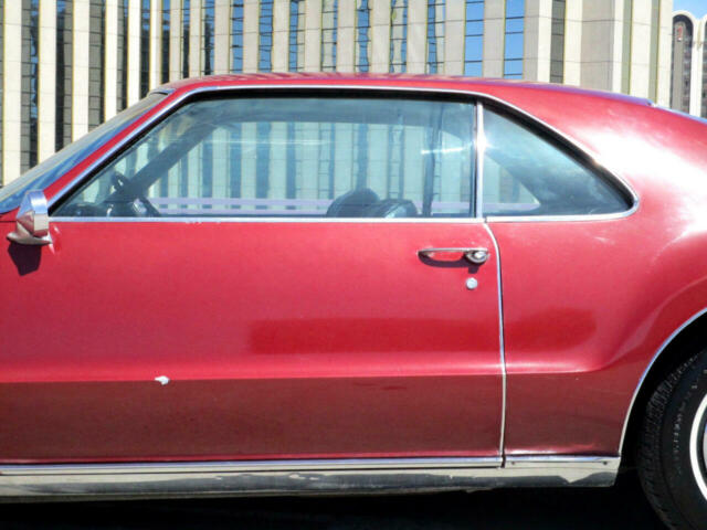 Oldsmobile Toronado 1967 image number 3