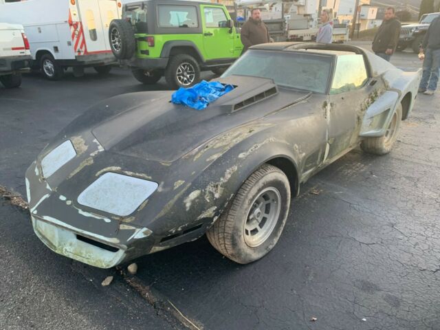 Chevrolet Corvette 1978 image number 0