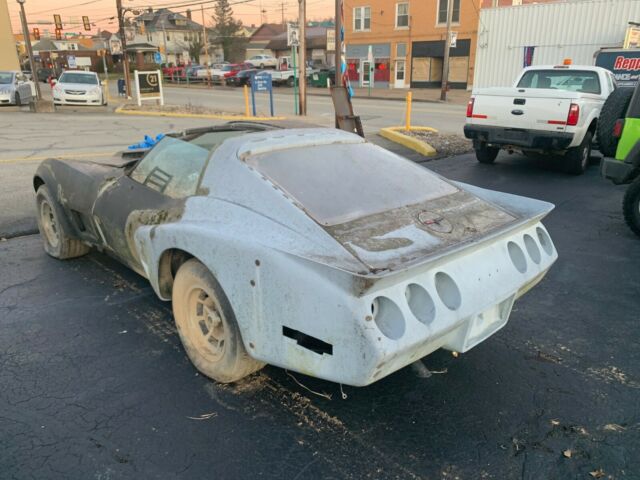 Chevrolet Corvette 1978 image number 1