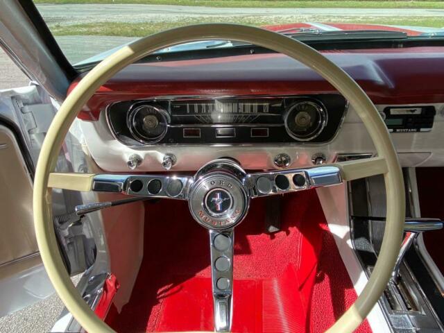 Ford Mustang 1965 image number 32