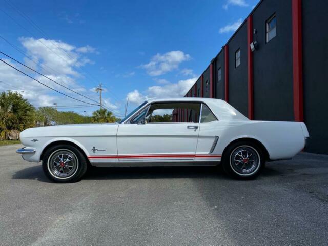 Ford Mustang 1965 image number 38