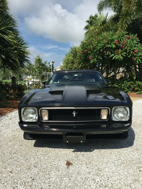 Ford Mustang 1973 image number 10