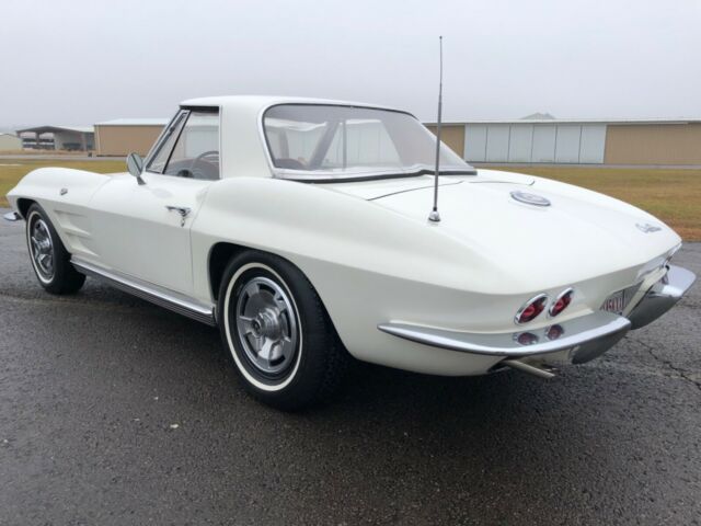 Chevrolet Corvette 1964 image number 2