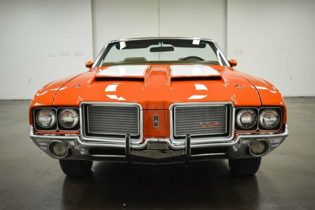 Oldsmobile Cutlass 1972 image number 1