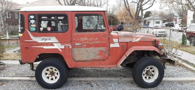 Toyota FJ Cruiser 1978 image number 18