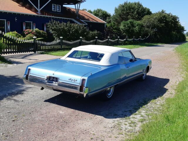 Oldsmobile Ninety-Eight 1968 image number 33