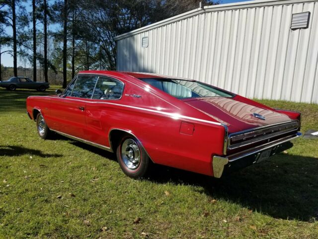 Dodge Charger 1966 image number 2