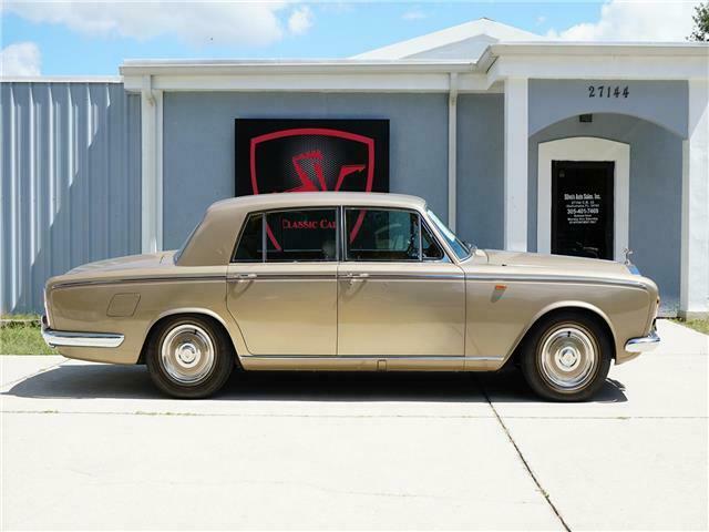 Rolls-Royce Silver Shadow 1966 image number 2