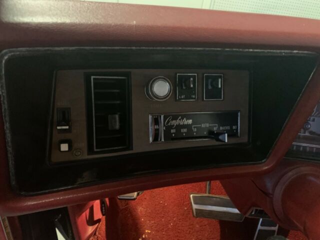 Oldsmobile Delta 88 1973 image number 40