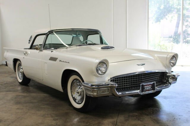 Ford Thunderbird 1957 image number 28