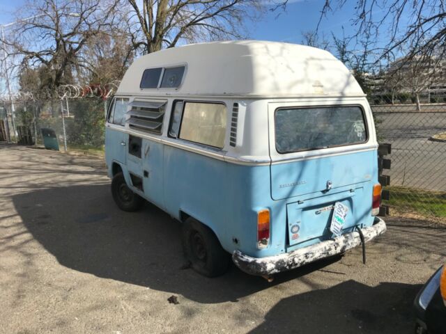 Volkswagen Bus/Vanagon 1972 image number 10