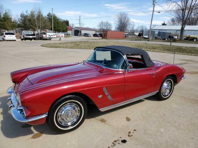 Chevrolet Corvette 1962 image number 30