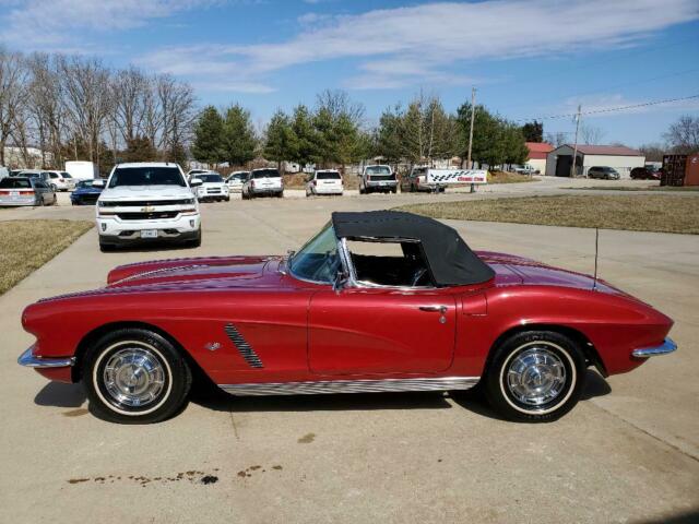 Chevrolet Corvette 1962 image number 34