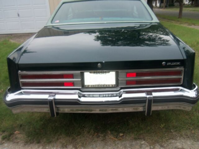 Buick Electra 1977 image number 9