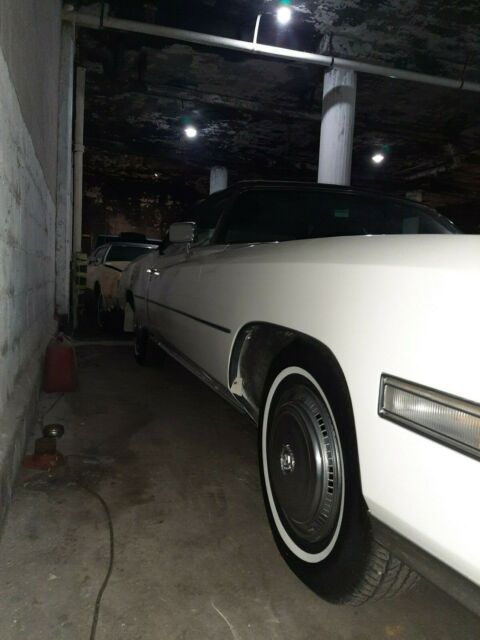 Cadillac Eldorado 1975 image number 16