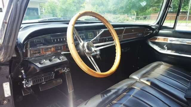 Chrysler Imperial 1966 image number 12