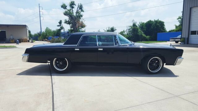 Chrysler Imperial 1966 image number 26