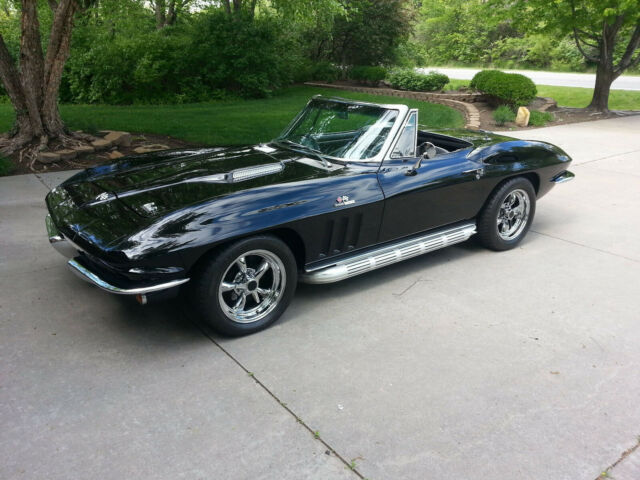 Chevrolet Corvette 1964 image number 17