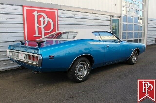 Dodge Charger 1971 image number 16