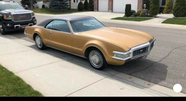 Oldsmobile Toronado 1969 image number 0