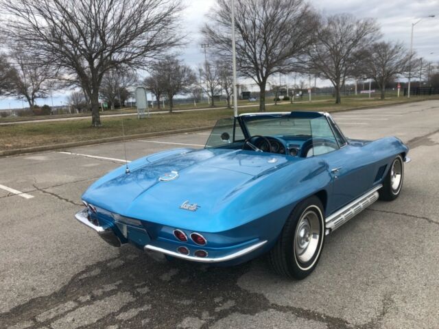 Chevrolet Corvette 1967 image number 10