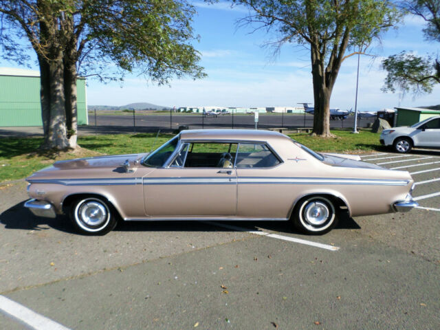 Chrysler 300 Series 1964 image number 1