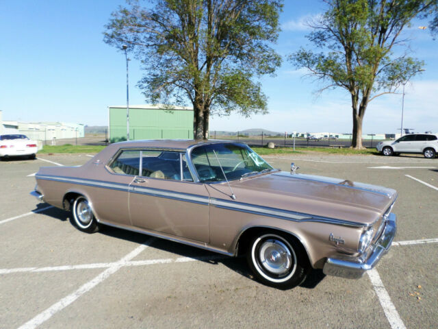 Chrysler 300 Series 1964 image number 29